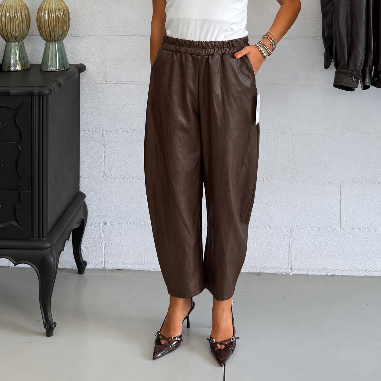 Pantalone Barrel in ecopelle Moro