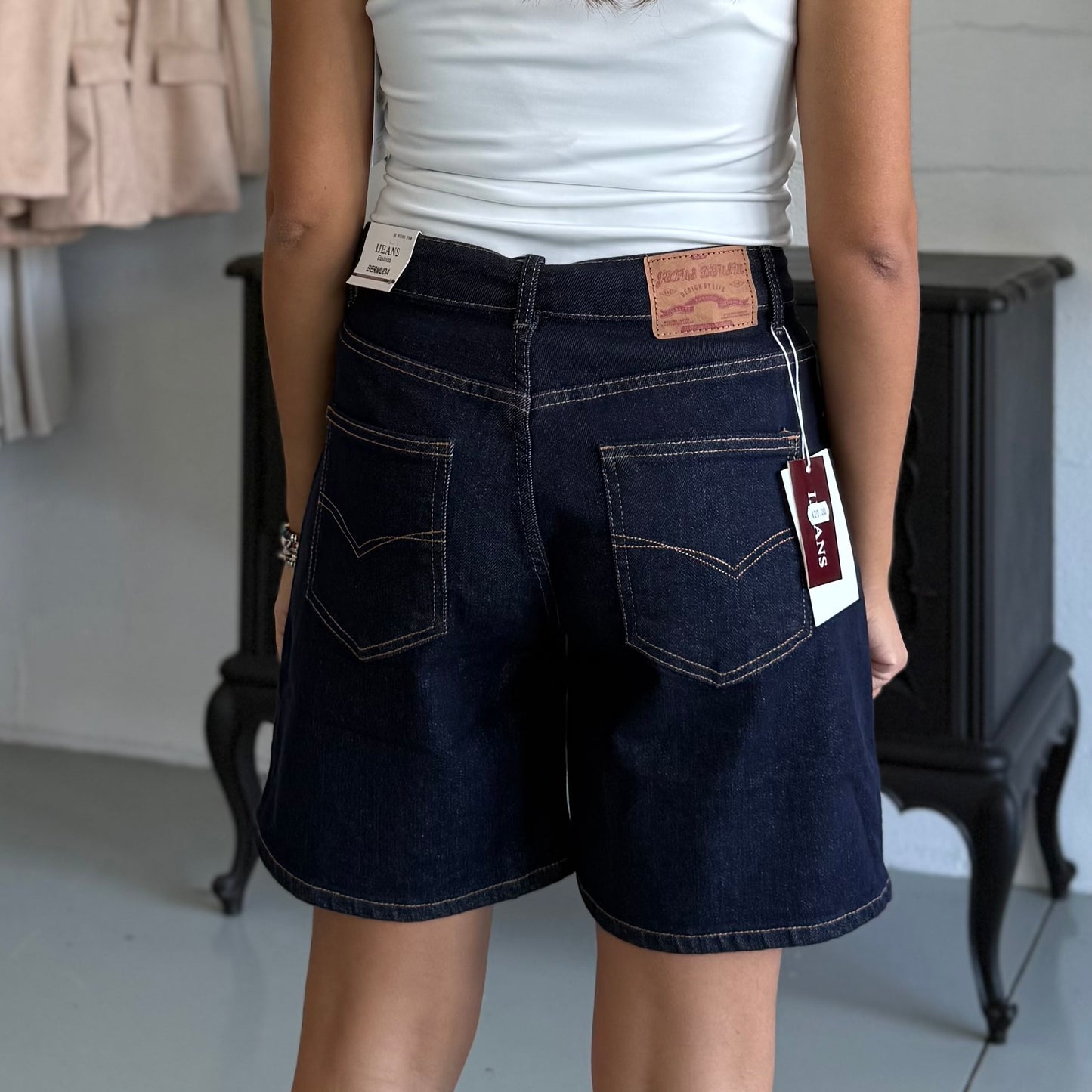 Bermuda di Jeans stile Levi’s lavaggio Scuro