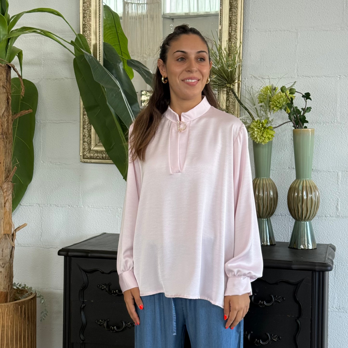 Camicia Romantic con spilla