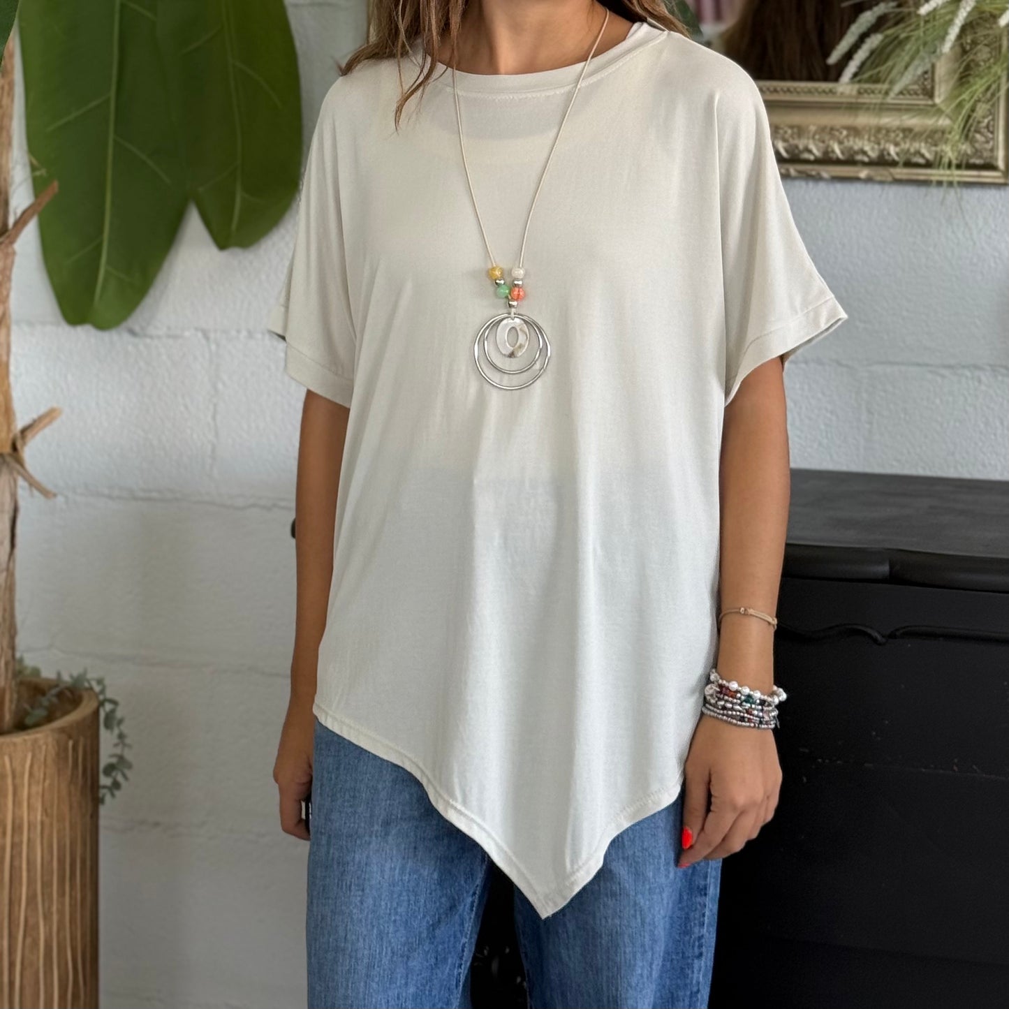T-shirt Vero Assimetrica