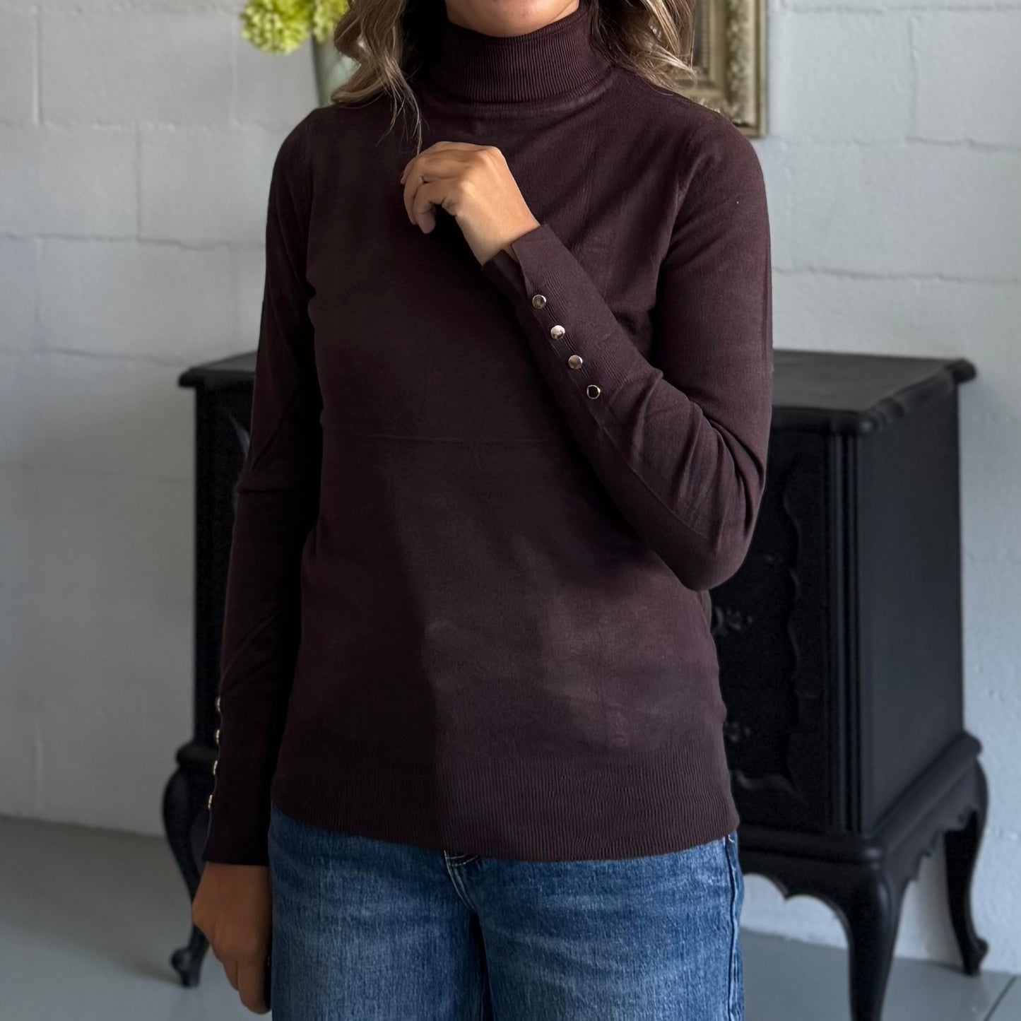 Dolcevita Iconic con bottoni oro