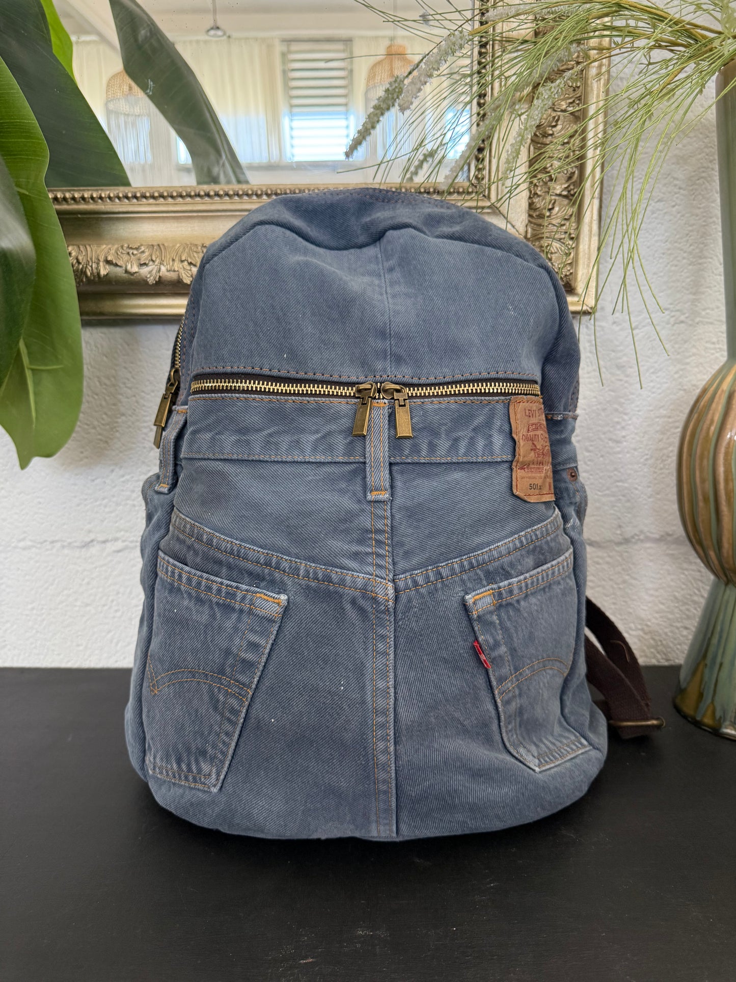Zaino realizzato con Jeans Levi’s
