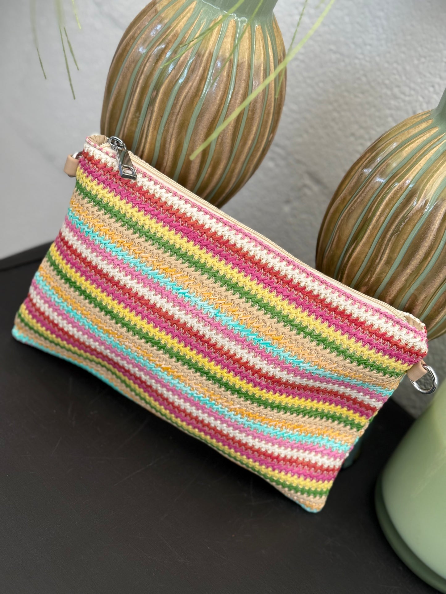 Pochette in paglia stile Missoni