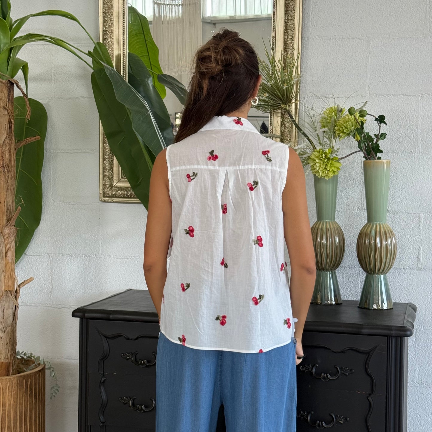 Camicia con ricami ciliegie