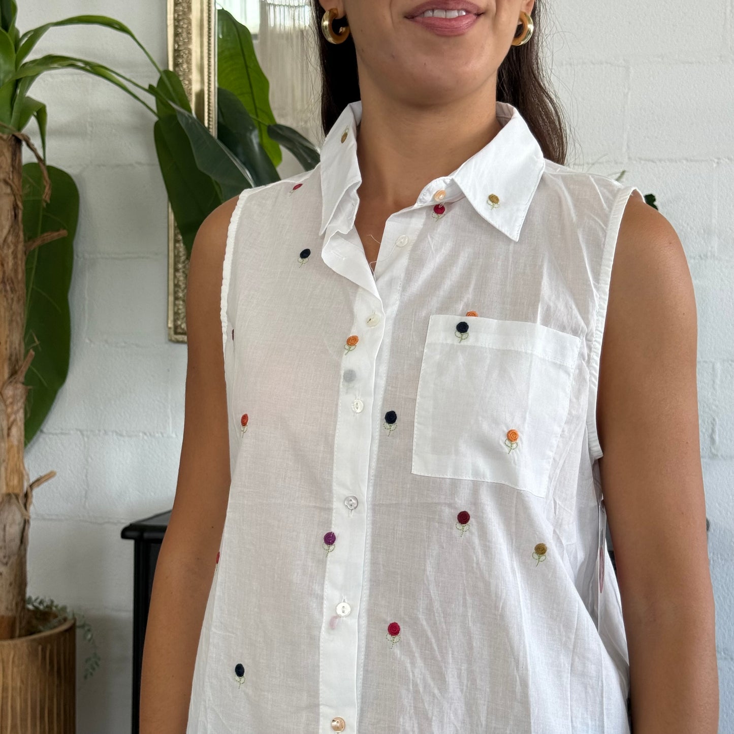 Camicia con ricami fiori