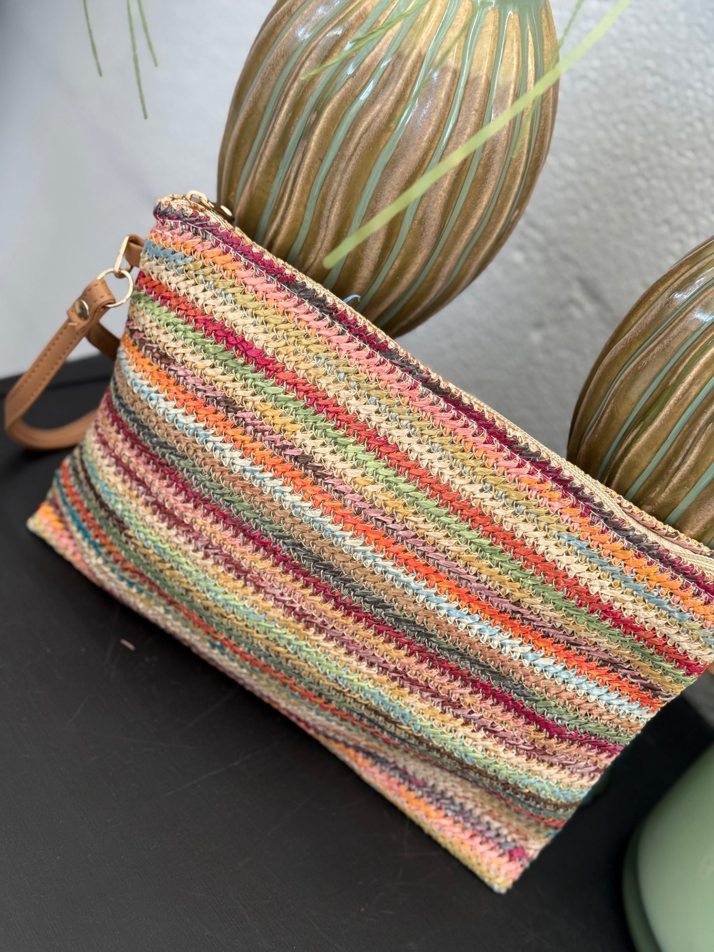 Pochette in paglia stile Missoni