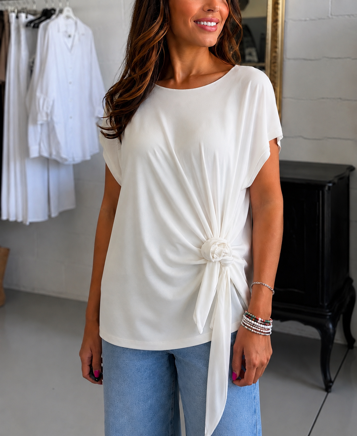 T-shirt Romantic con fiocco laterale