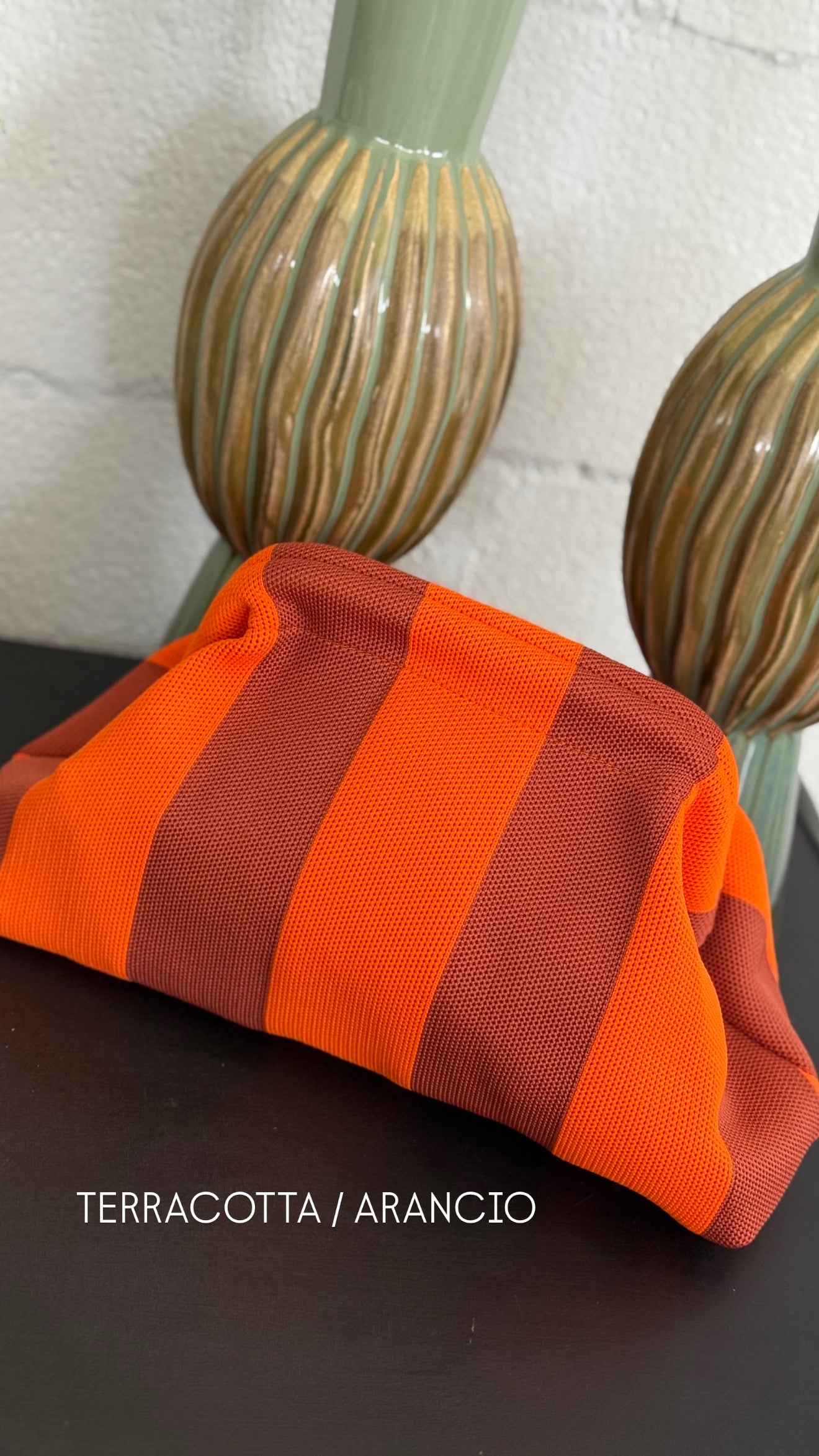 Pouch a Righe MUST HAVE