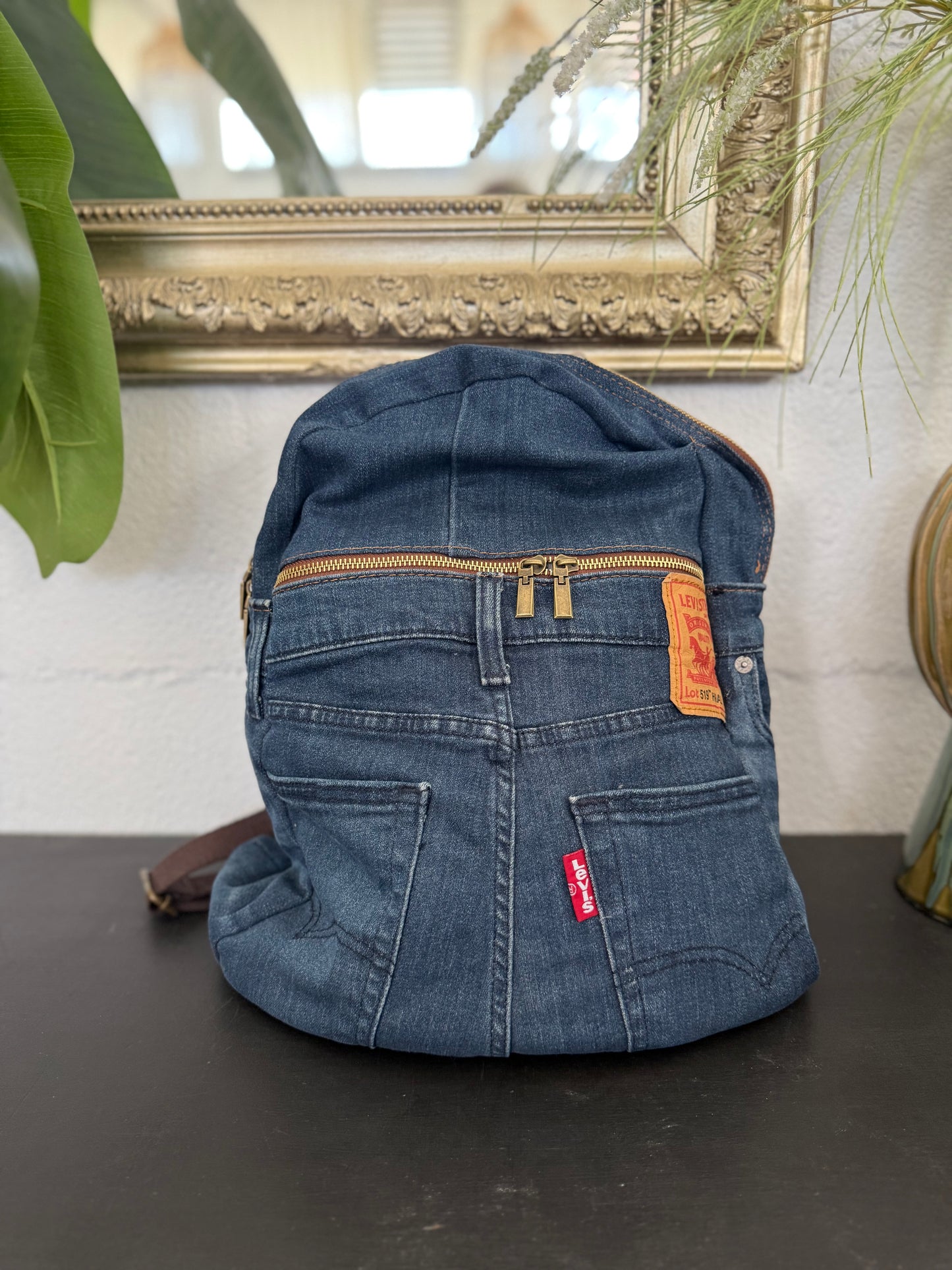 Zaino realizzato con Jeans Levi’s