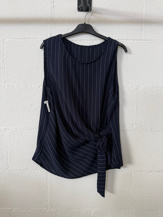 Camicia Smanicata Gessata con fiocco
