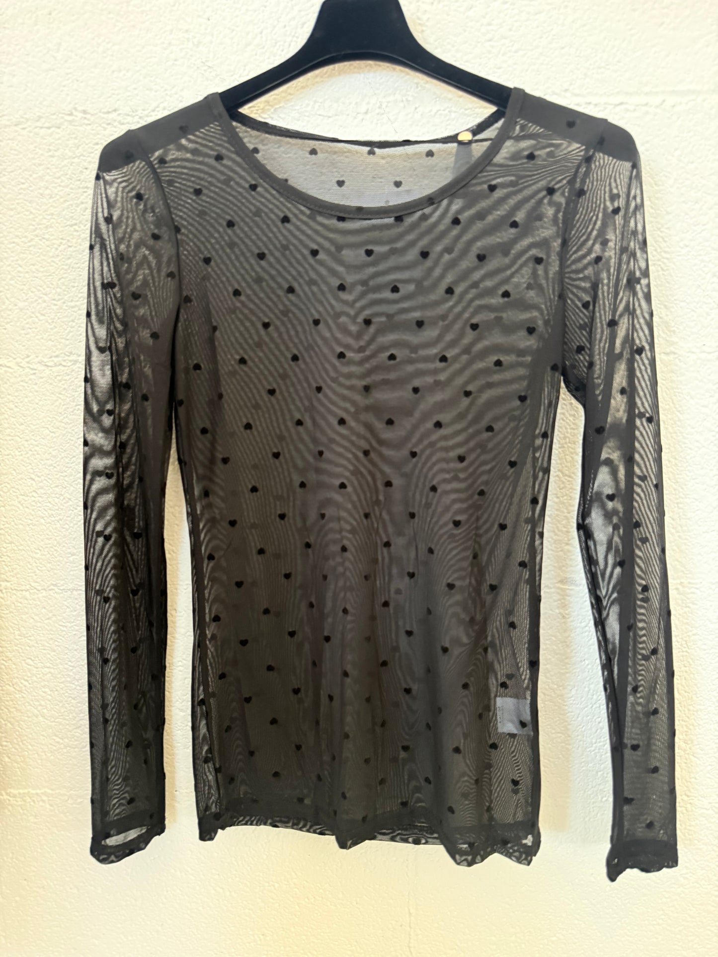 Top Heart con cuori ricamati Noir