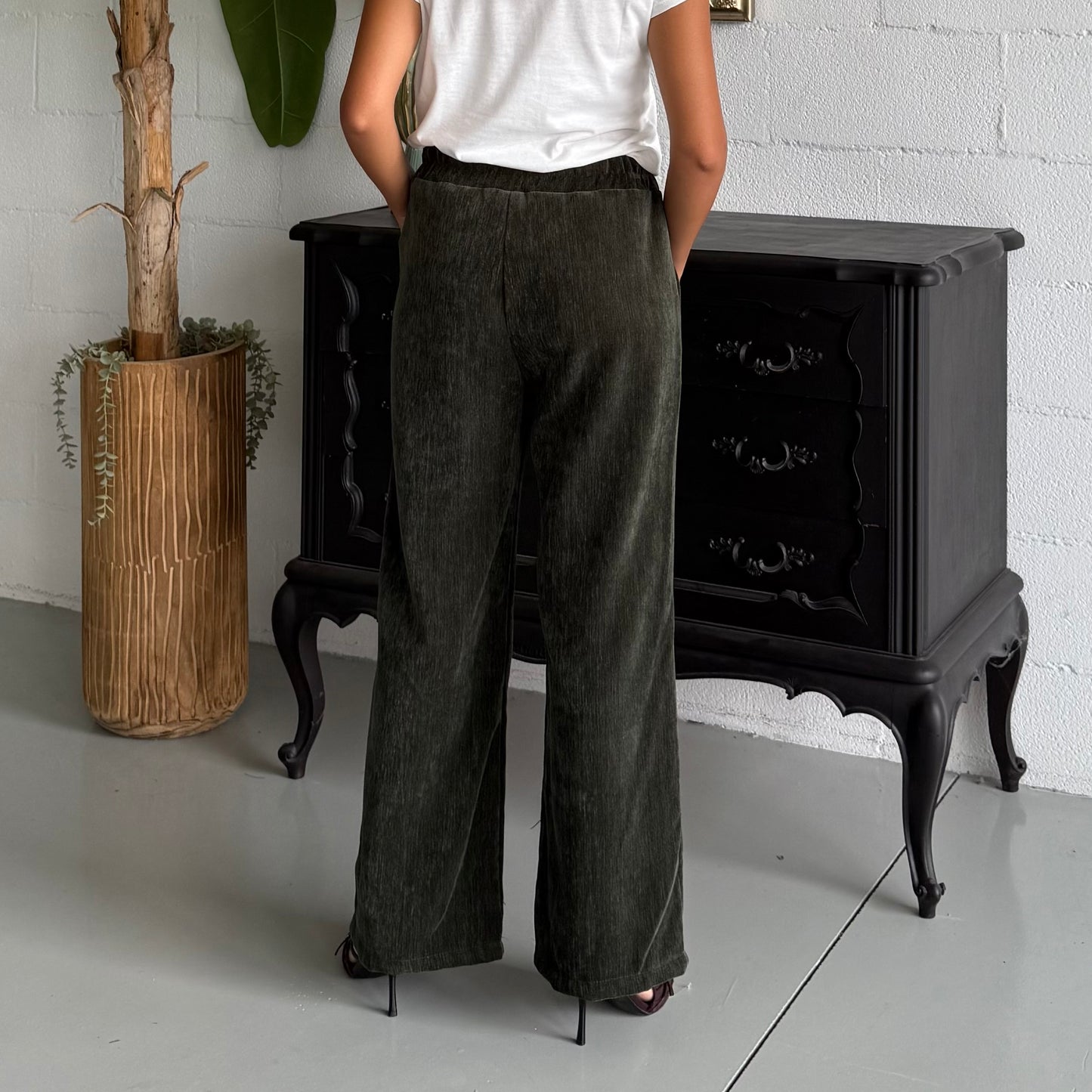 Pantalone in velluto Oliva