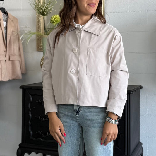 Trench Classic crop