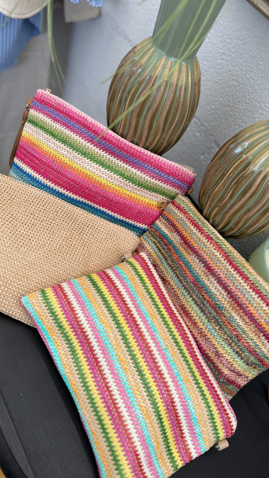 Pochette in paglia stile Missoni
